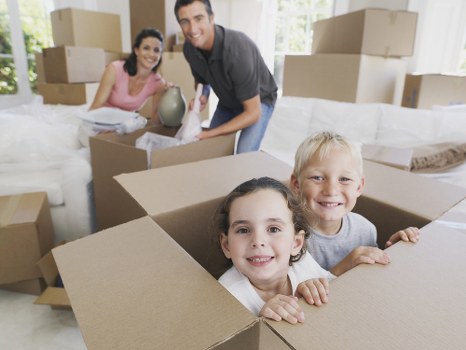 Professional movers handling boxes and furniture in Shoreditch