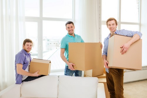 Secure temporary storage units in Shoreditch with easy access